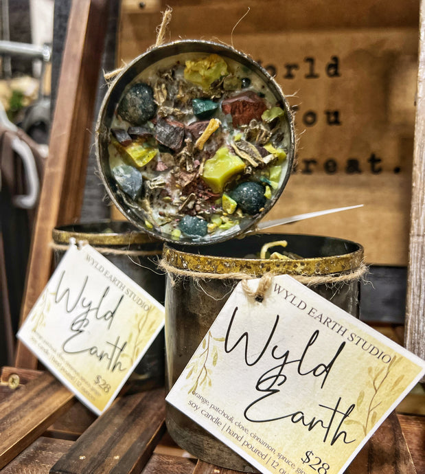 The Wyld Earth Candle