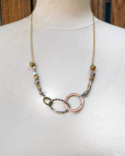 Load image into Gallery viewer, Mixed Metal Links Necklace