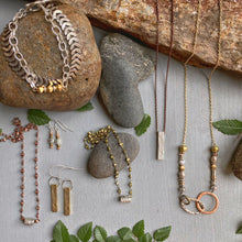 Load image into Gallery viewer, Folded Leaf Necklace